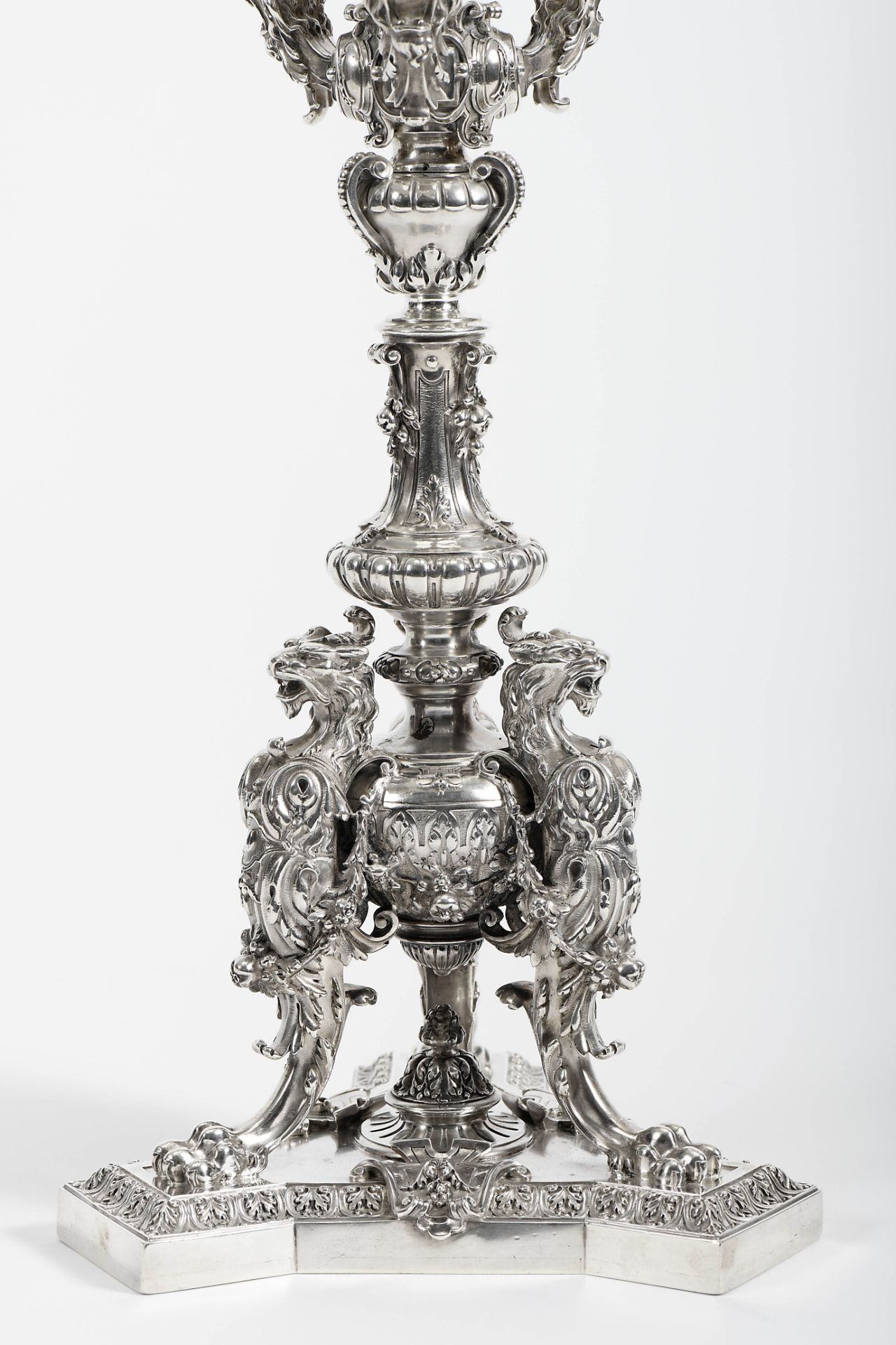 A pair of A three-armed candelabra with seven-light each - Bild 2 aus 5