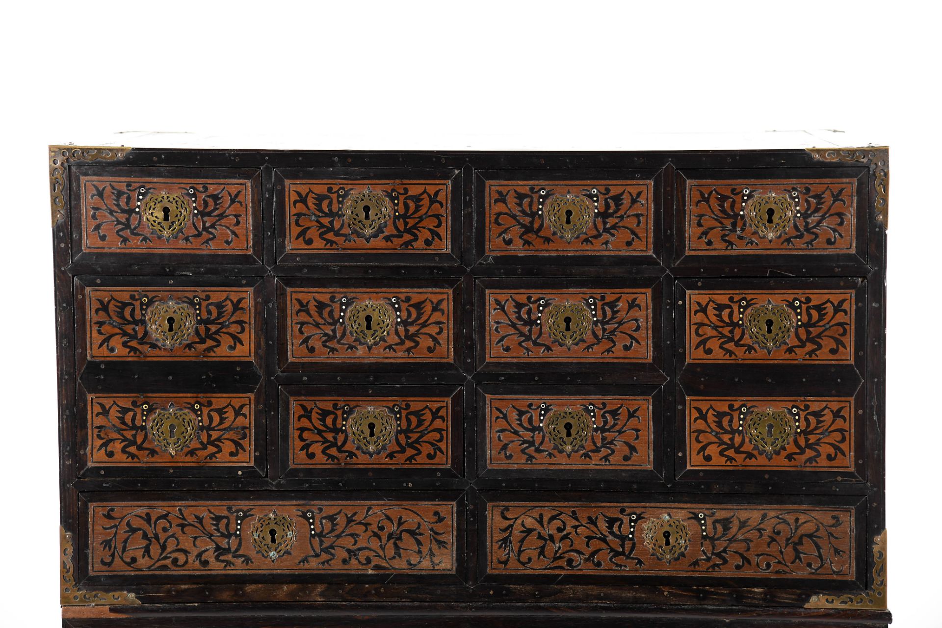 A twelve-drawer cabinet simulating fourteen - Image 4 of 8