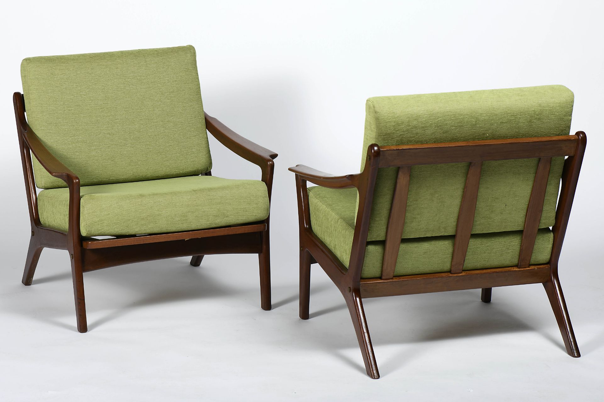 A pair of armchairs - Image 2 of 2