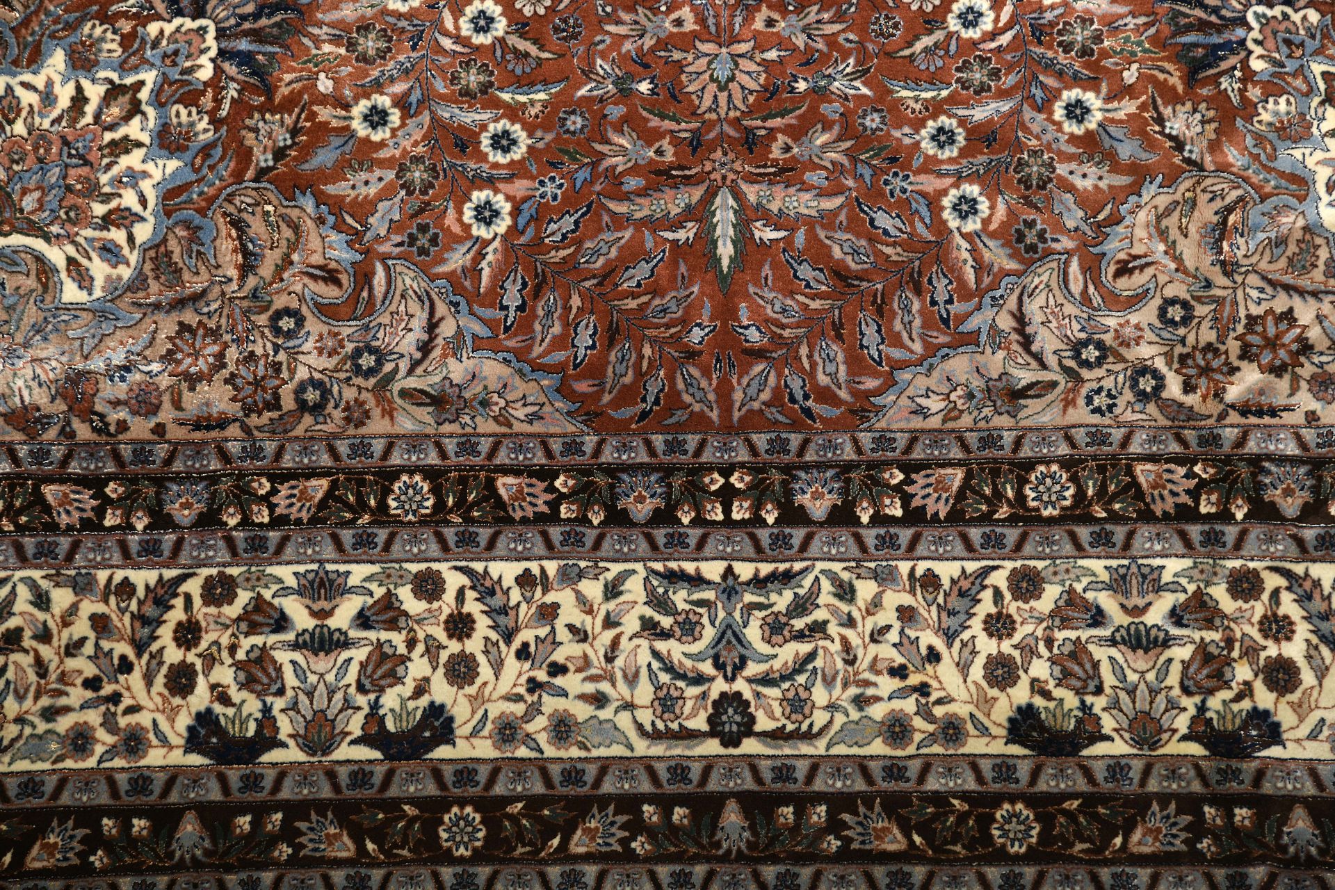 An Isfahan carpet - Bild 3 aus 3