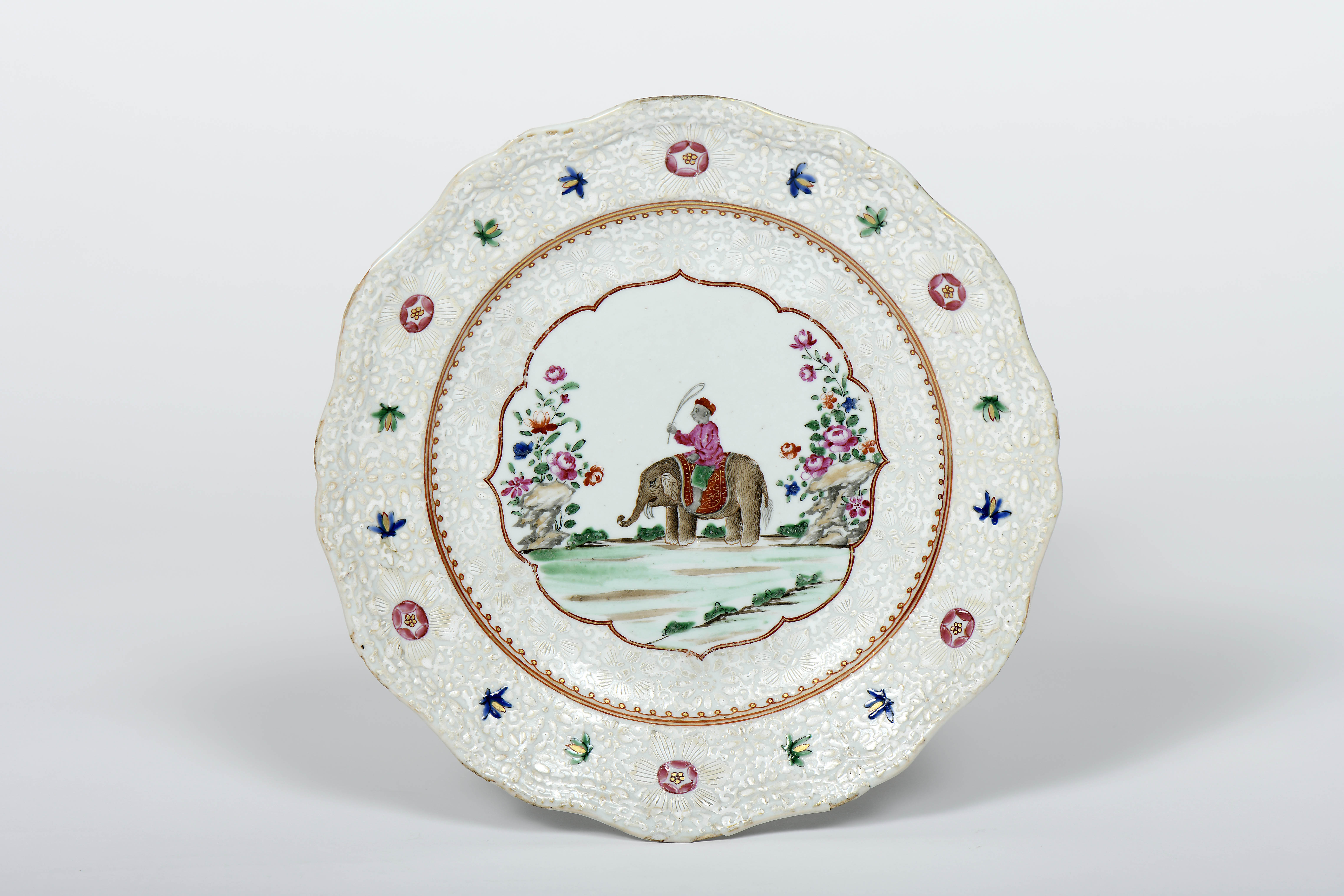 A scalloped plate