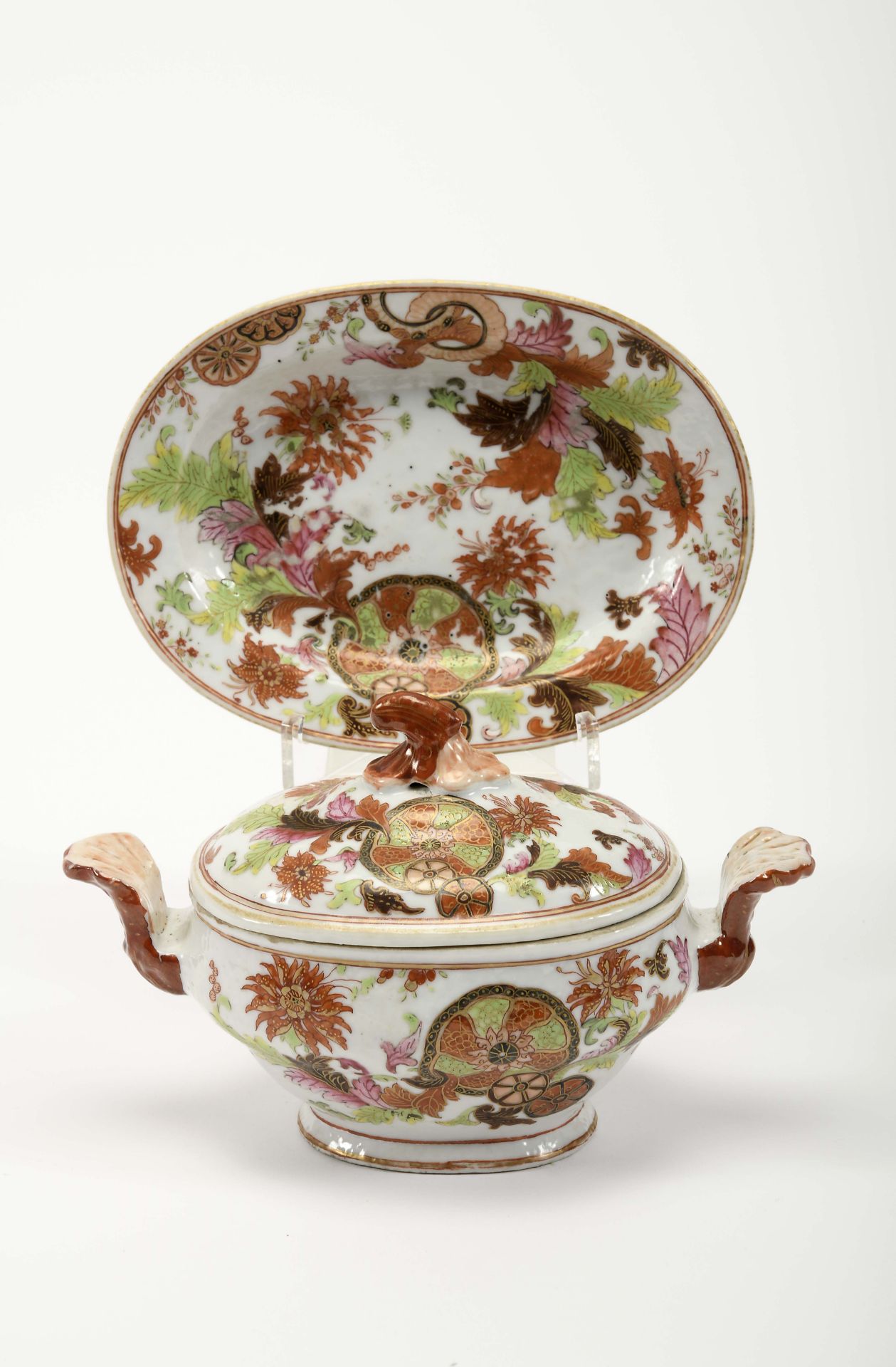 A small tureen with an oval stand - Image 2 of 3