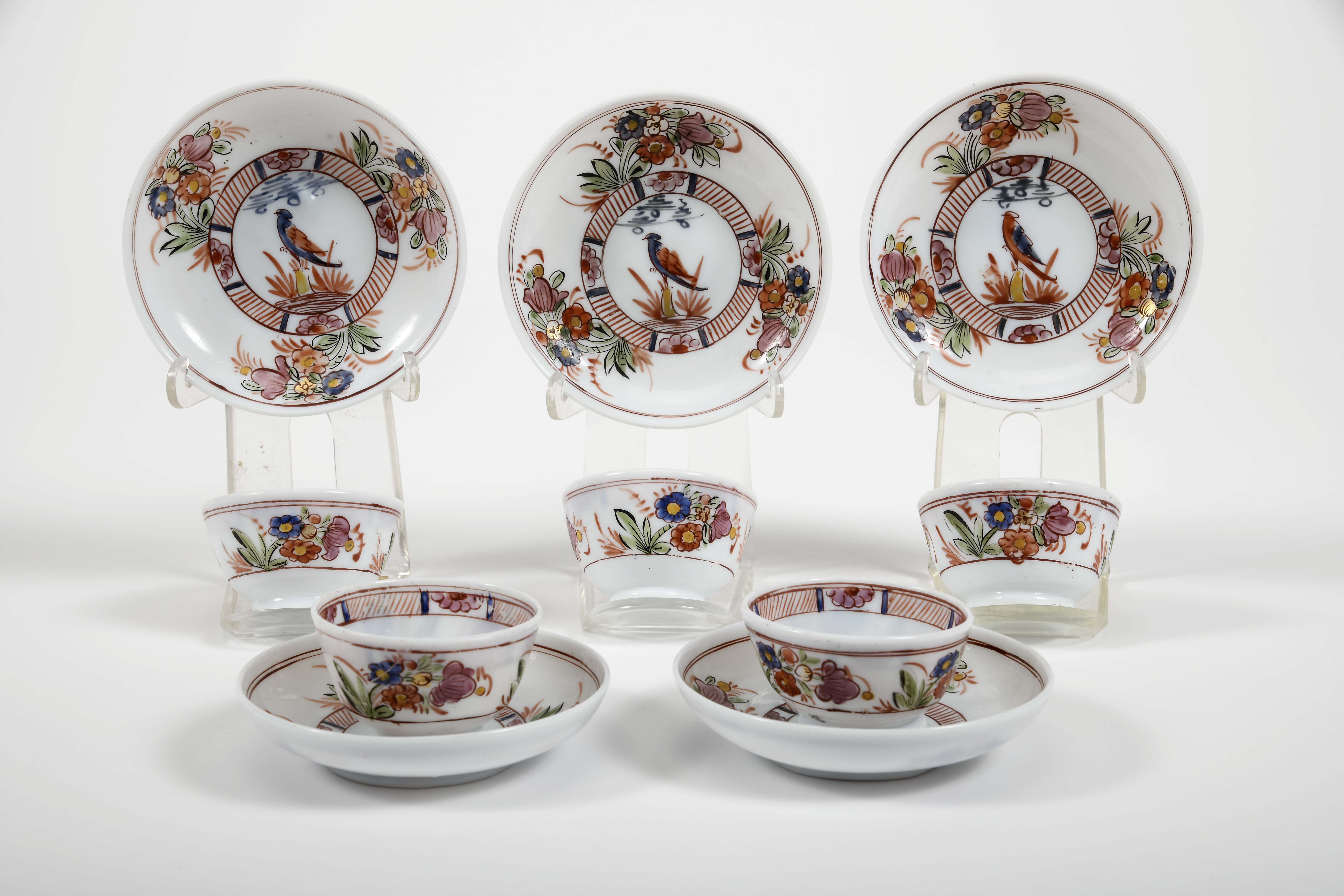 Set of five cups and saucers - Image 2 of 3