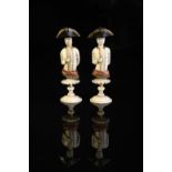 Two chess pieces "Figures with tricorn"
