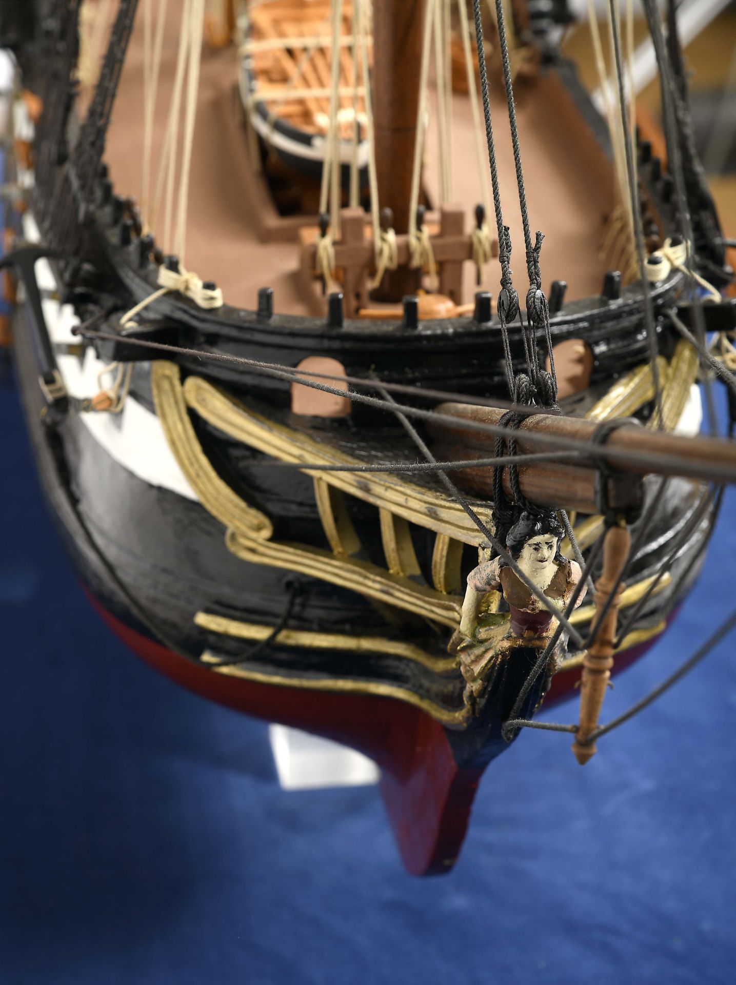 An (probably) East Indiamen 18thC./19th C ship model - Bild 7 aus 9