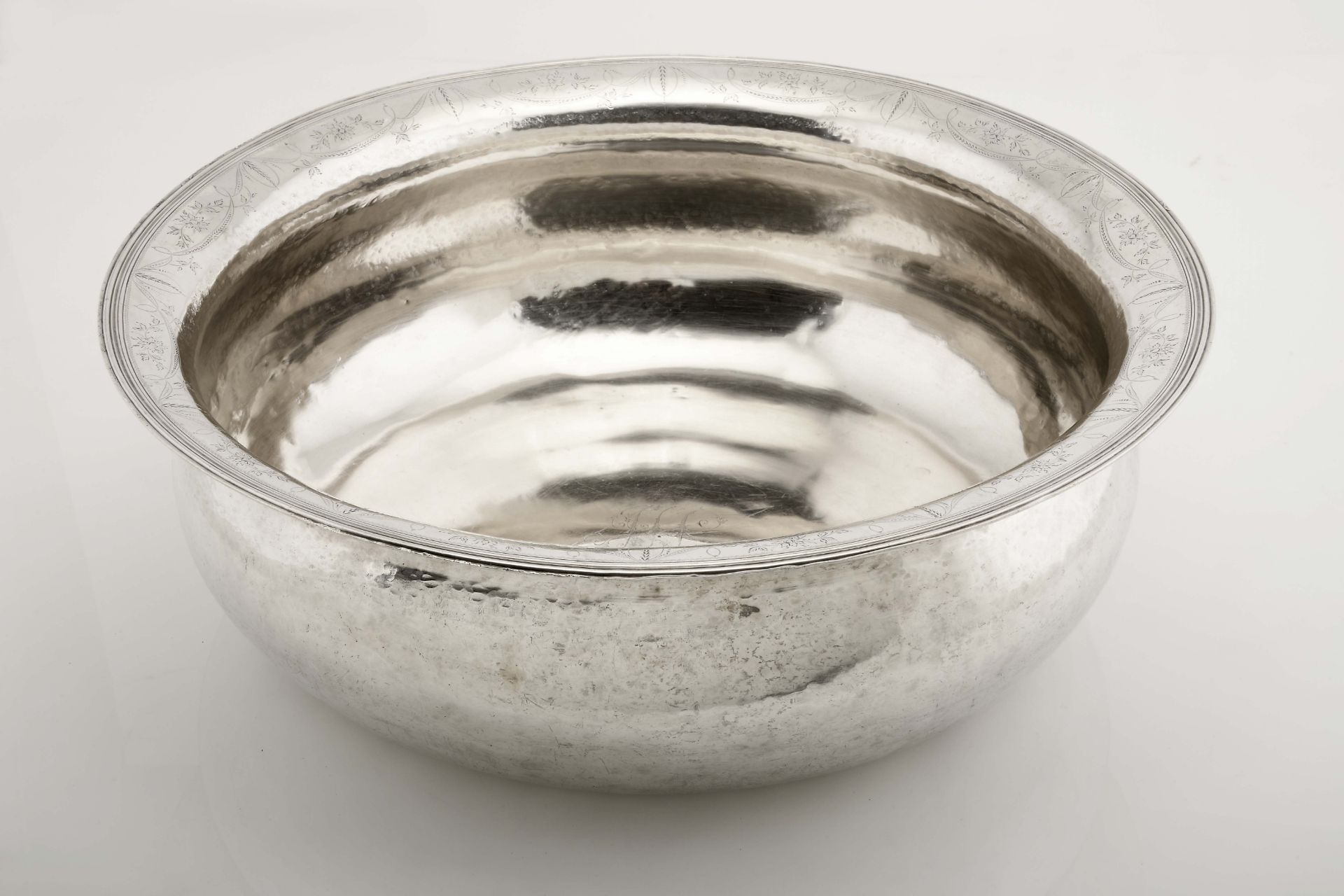 Maundy (foot washing) basin