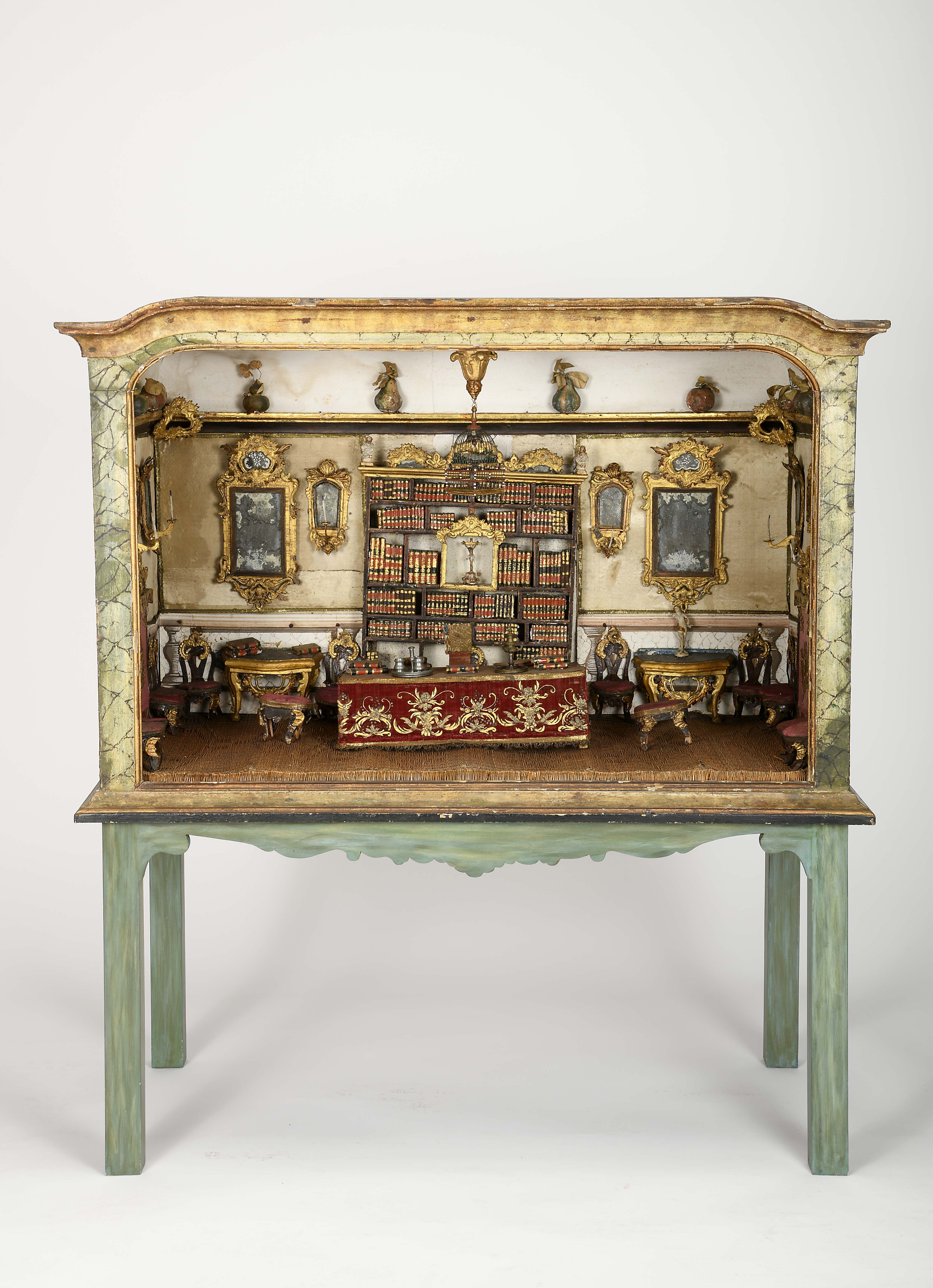 Miniature palace room - Image 3 of 9