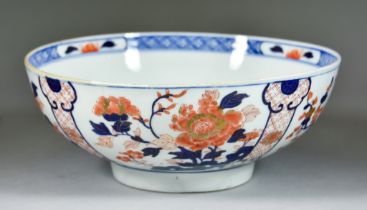 A Chinese Imari Porcelain Bowl, 19th Century, painted in under glaze blue and over glaze red and