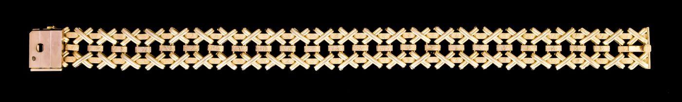 A 9ct Gold Basket Weave Bracelet, 180mm overall, gross weight 17.1g