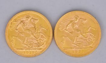 Two George V Sovereigns, 1915 and 1931, both fine