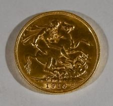 An Edward VII Sovereign, 1910, fine