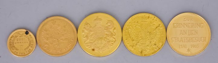 Five Gold Coins, comprising - An Austrian ducat,1915, a Hanover gold coin, 1853, an Elizabeth II