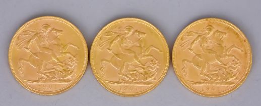 Three Victoria Old Head Sovereigns, 1901, all fine