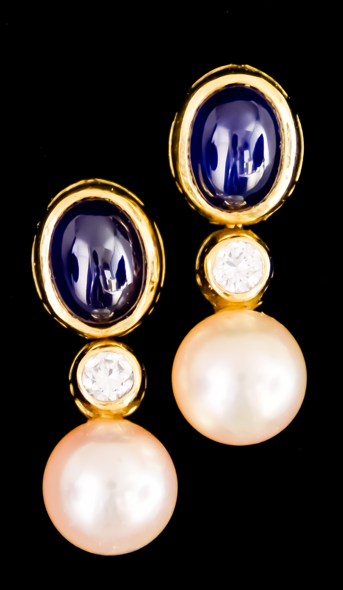 A Pair of 18ct Gold 20th Century Sapphire, Diamond and Pearl Earrings, for pierced ears,each set