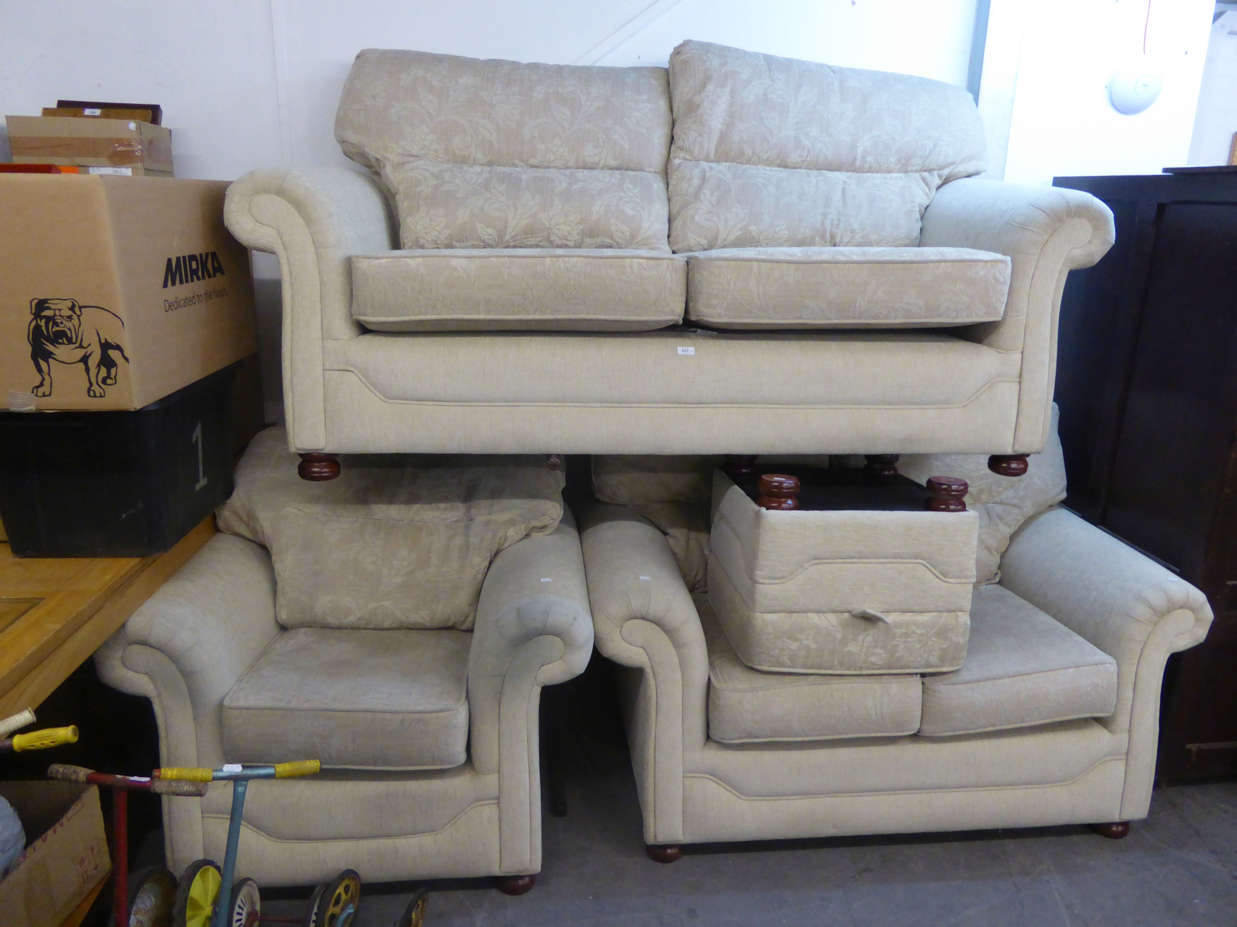 VALE LOUNGE SUITE OF THREE PIECES, VIZ A THREE SEATER SETTEE, A TWO SEATER SETTEE, A LOUNGE CHAIR