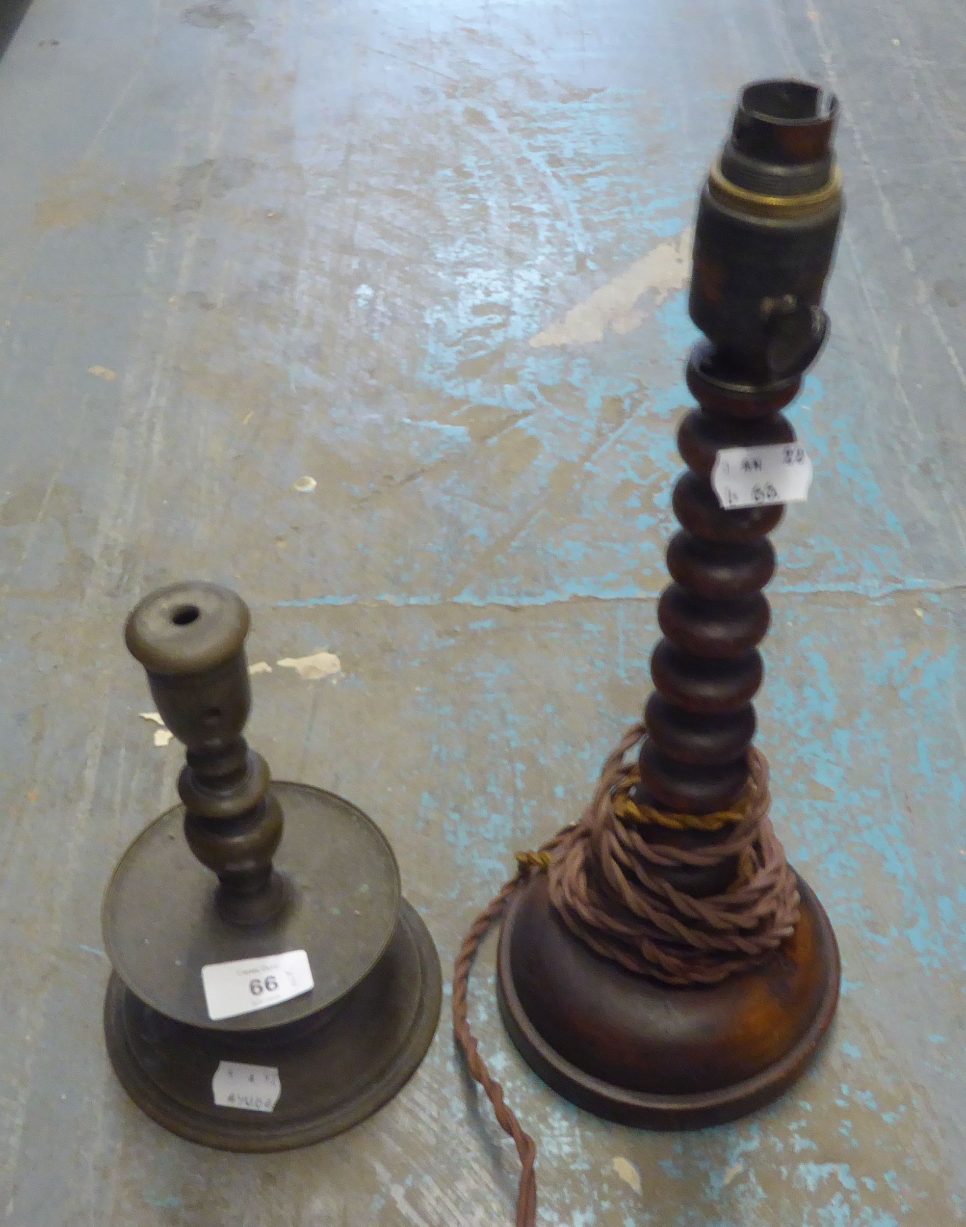 A HEAVY METAL 19TH CENTURY GAS TABLE LAMP BASE AND A BOBBIN TURNED WOOD TABLE LAMP (2)