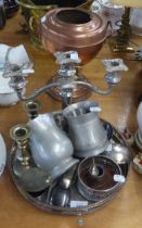 AN ELECTROPLATE CIRCULAR GALLERY TRAY AND WINE COASTER, A COPPER TEA URN AND VARIOUS STAINLESS STEEL