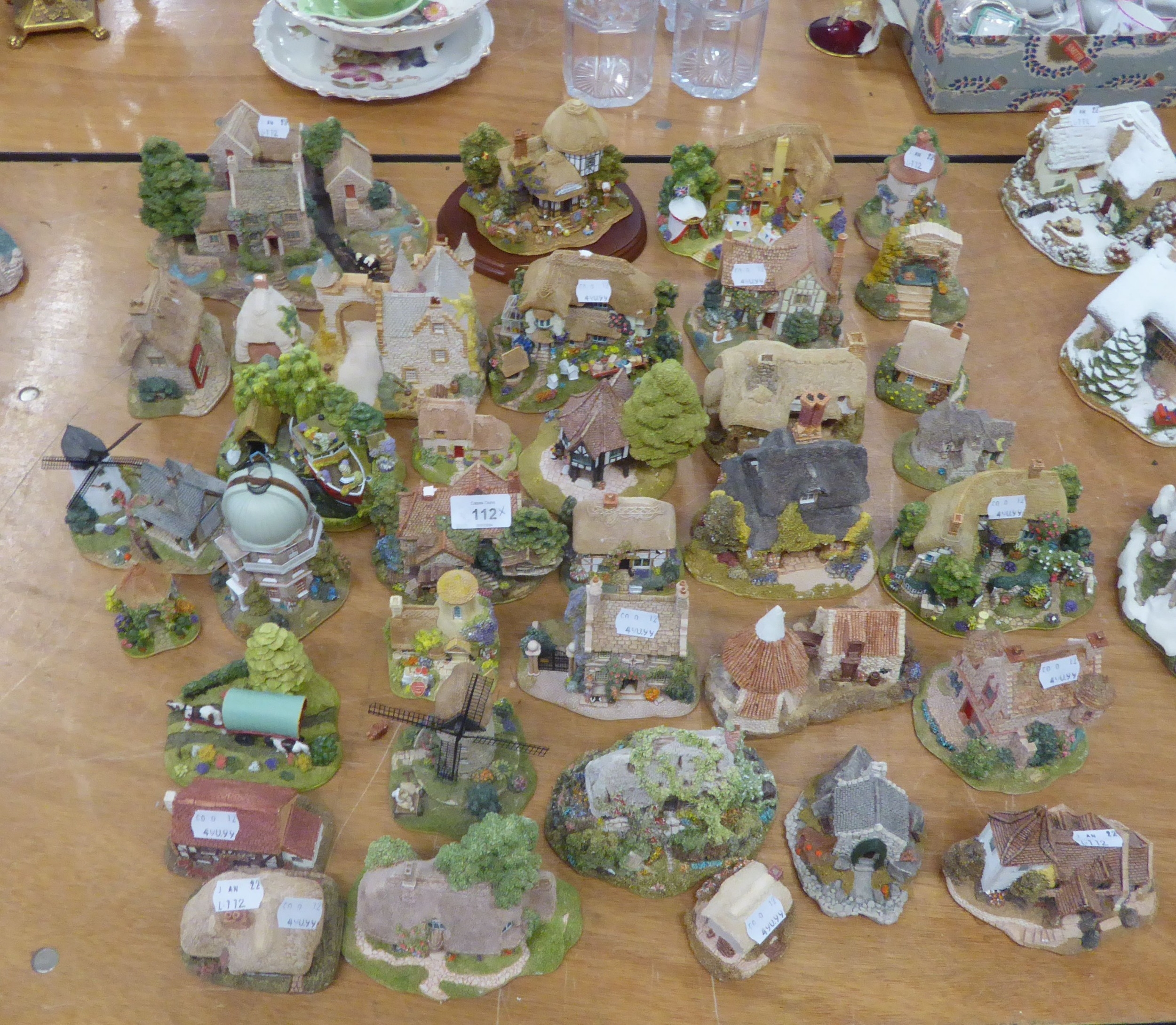 A SELECTION OF 'LILLIPUT LANE' BUILDINGS TO INCLUDE; BLUEBELL FARM', 'THE GOLDEN JUBILEE', 'BEE-