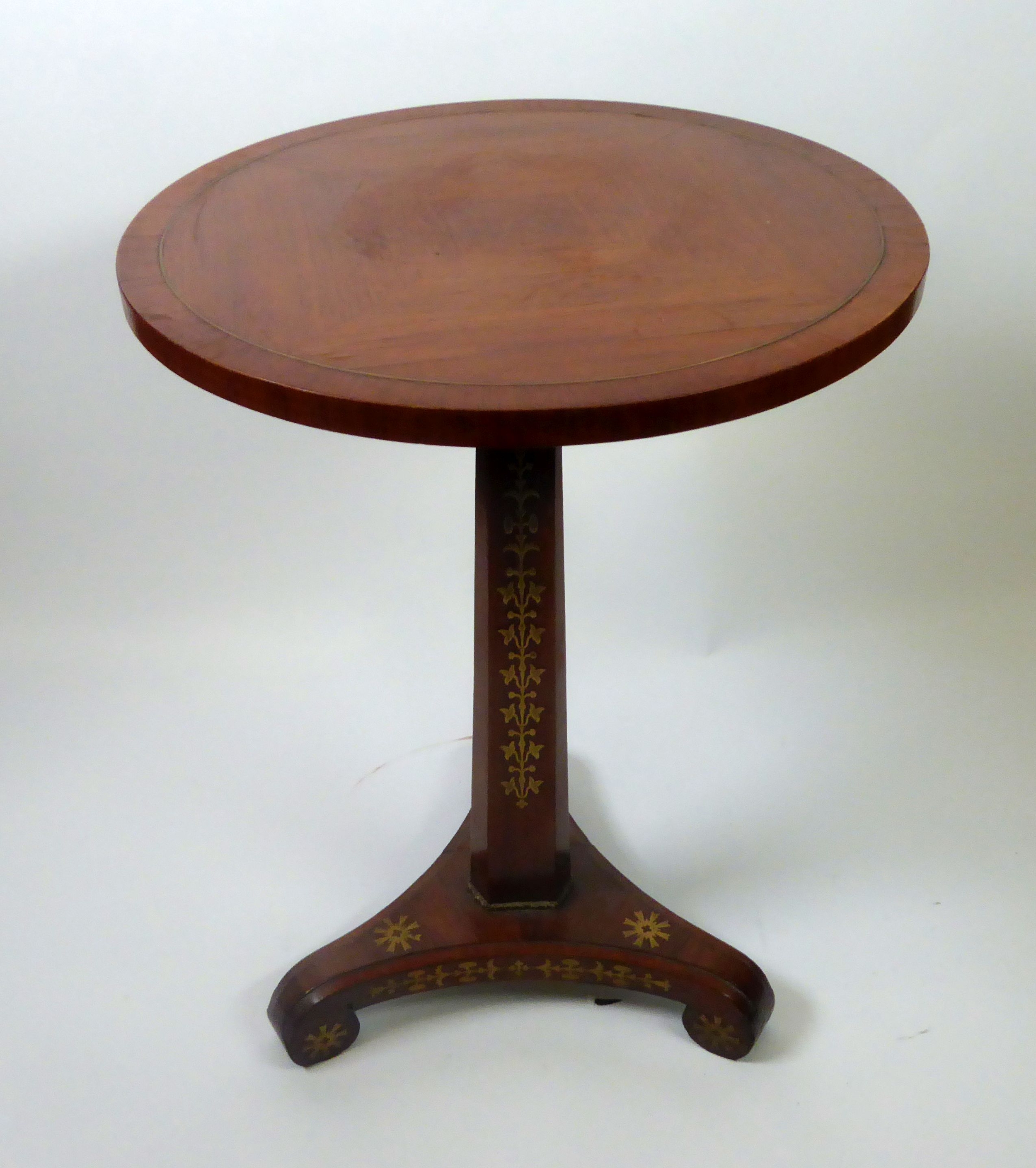 19th CENTURY FRENCH EMPIRE KINGWOOD pedestal occasional table, with quatre matched top on canted