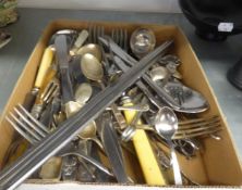 A QUANTITY OF ELECTROPLATE AND STAINLESS STEEL CUTLERY, INCLUDING SOME PIECES WITH MOTHER OF PEARL