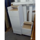 A MODERN TALL NARROW WHITE WELLINGTON CHEST OF 5 DRAWERS, TOGETHER WITH A MATCHING BEDSIDE CHEST