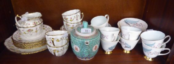 ROYAL SHERATON PART TEA SERVICE (19 PIECES), SALISBURY PART TEA SERVICE (19 PIECES) AND A MODERN