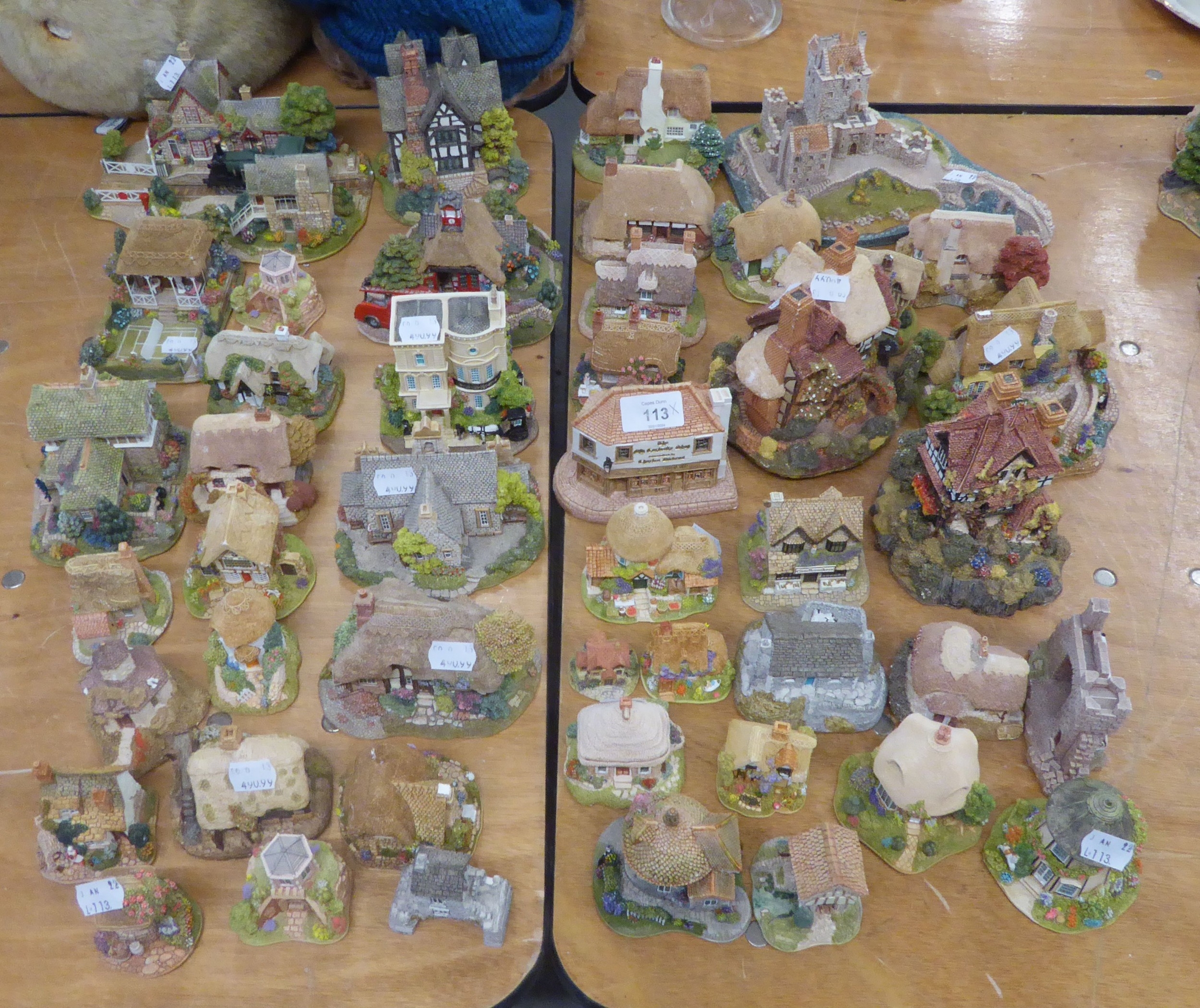 A SELECTION OF 'LILLIPUT LANE' BUILDINGS TO INCLUDE; 'FULL STEAM AHEAD', 'FIREMAN'S WATCH', '