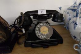 G.P.O. BLACK TELEPHONE, No.1/162 L ON BASE PLATE, C36/234 No.164 ON THE HANDSET