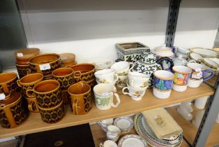 A SELECTION OF ASSORTED HORNSEA POTTERY AND OTHER CHINAWARE