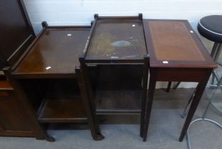 TWO OAK TEA TROLLEYS AND A HALL TABLE WITH SINGLE DRAWER, RAISED ON SQUARE TAPERING LEGS (3)