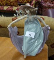 LLADRO FIGURE OF A GIRL IN GOWN AND BONNET HOLDING HER SKIRT, 22cm high
