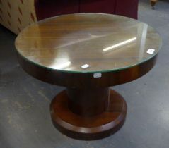AN ART DECO WALNUT ROUND TOPPED OCCASIONAL TABLE ON ROUND PLATFORM BASE