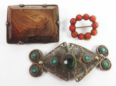 VICTORIAN FRAMED OLBONG BROWN AGATE BROOCH, (lacks pin); Victorian CIRCLET BROOCH set with carved