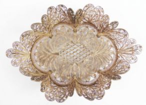 INTRICATE FILIGREE SILVER COLOURED METAL SCOLLOPED OVAL DISH, 5 3/4in (14.5cm) long, 1 3/4oz (