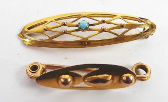 VICTORIAN 9ct GOLD SAFETY PIN BROOCH, the pierced tear shaped top having bead embossing and 9ct GOLD