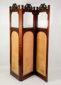 GOOD QUALITY EARLY TWENTIETH CENTURY CARVED MAHOGANY THREE-FOLD SCREEN, each section with open