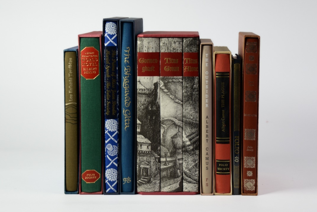 FOLIO SOCIETY: A Short Guide to the World novel by Gilbert Phelps; Muriel Spark, The Pride of Miss