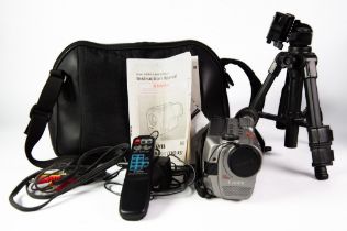 CANON UC-X50 HAND HELD 8mm VIDEO CAMCORDER, with instruction manual, remote control, AC charger