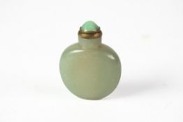 CHINESE SNUFF BOTTLE: twentieth century Qing or later Chinese hardstone snuff bottle of flat obovoid