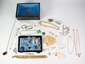 SELECTION OF COSTUME JEWELLERY including a large pebble shaped tiger's eye pendant and chain and a