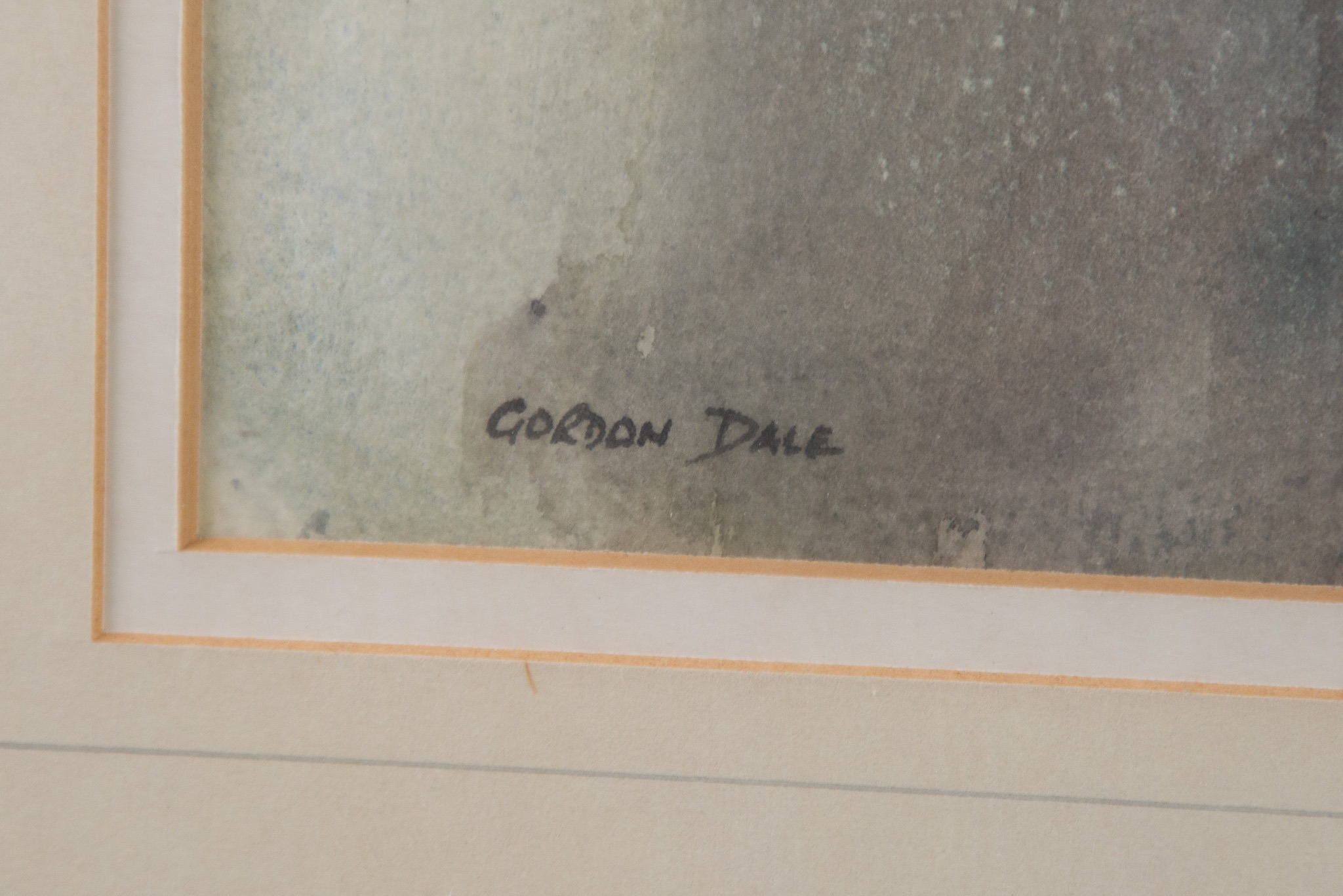GORDON DALE (TWENTIETH/ TWENTY FIRST CENTURY) WATERCOLOUR ‘Mill Door’ Signed, titled to artist label - Image 3 of 3