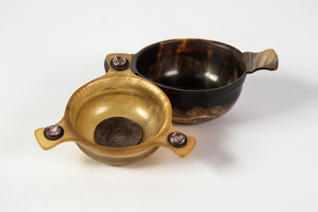 PROBABLY EARLY 20th CENTURY CARVED HORN QUAICH, of usual form, 4 1/4in (10.8cm) wide over the