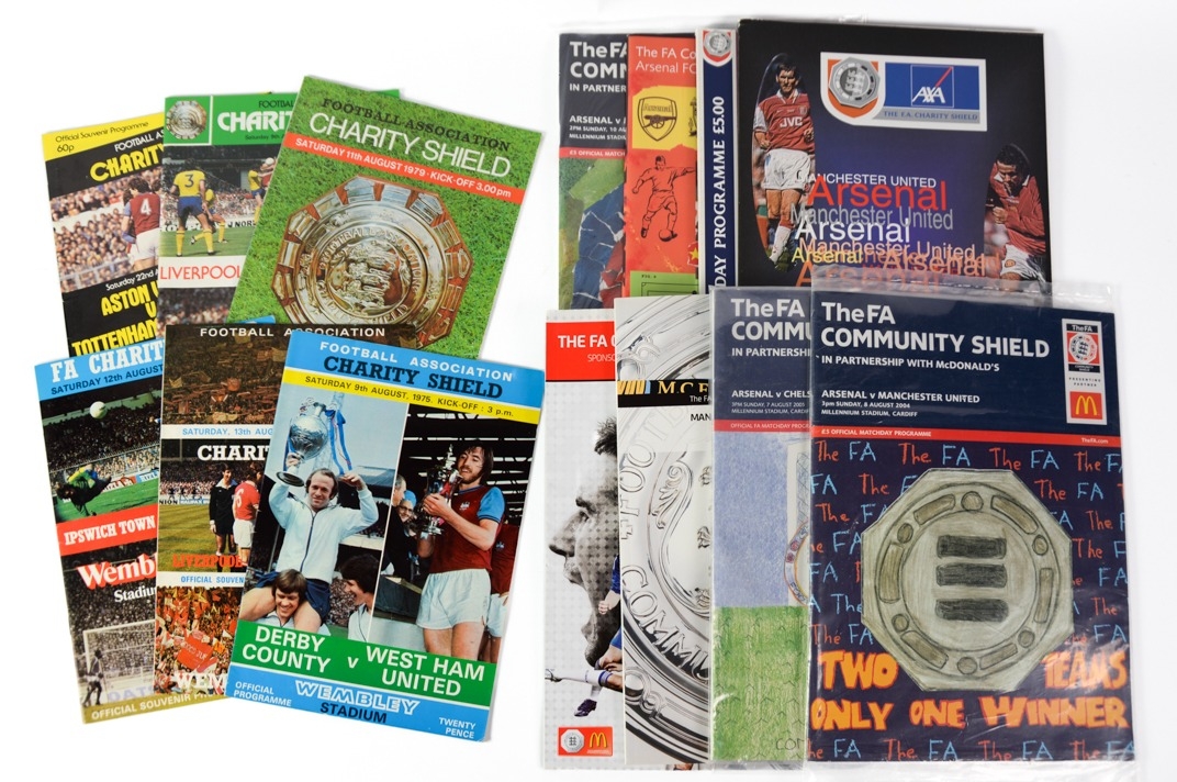 FOOTBALL PROGRAMMES-14 CHARITY SHIELD/COMMUNITY SHIELD 1985/2012 and 16 MANCHESTER CITY PROGRAMMES