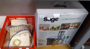 A SAGE NUTRI-JUICER COLD, WITH INSTRUCTIONS (LOOKS AS NEW), TOGETHER WITH A SELECTION OF TABLE LINEN