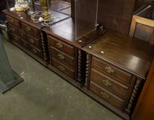 STAINED WOOD BEDROOM SUITE, VIZ CHEST OF TWO OVER TWO DRAWERS AND TWO BEDSIDE 3 DRAWER UNITS (3)