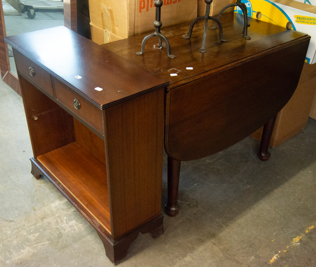 AN OAK 1930's UTILITY SIDEBOARD, HAVING 3 CUPBOARD DOORS, OAK DROP-LEAF DINING TABLE AND A - Image 2 of 2