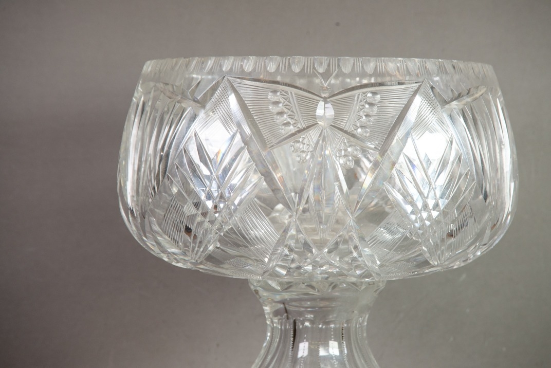 HEAVY CUT GLASS TWO PIECE PEDESTAL PUNCH BOWL, 15” (38cm) high, 12” (30.5cm) diameter, separating to - Image 5 of 5