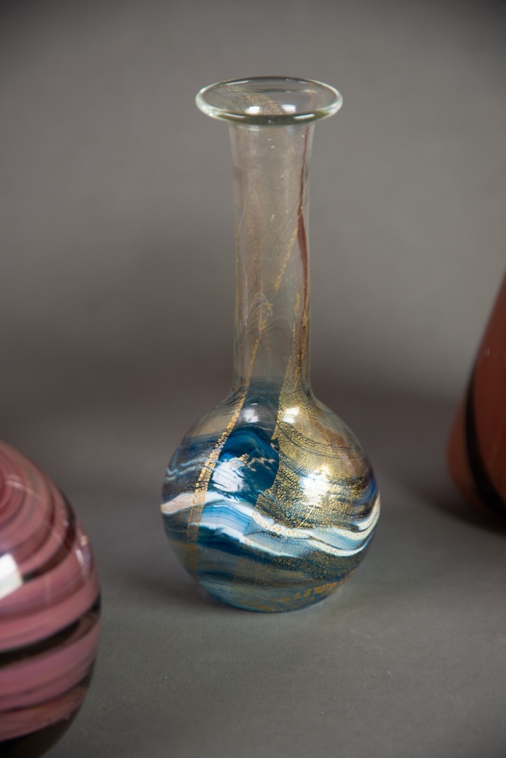 POSSIBLY MAURE VIEL, ART GLASS VASE, of conical form, with spiralling lines in white, blue and - Image 2 of 4