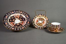 FOUR PIECES OF ROYAL CROWN DERBY JAPAN PATTERN (2451) CHINA, comprising: LOW COMPORT, a/f, SIDE