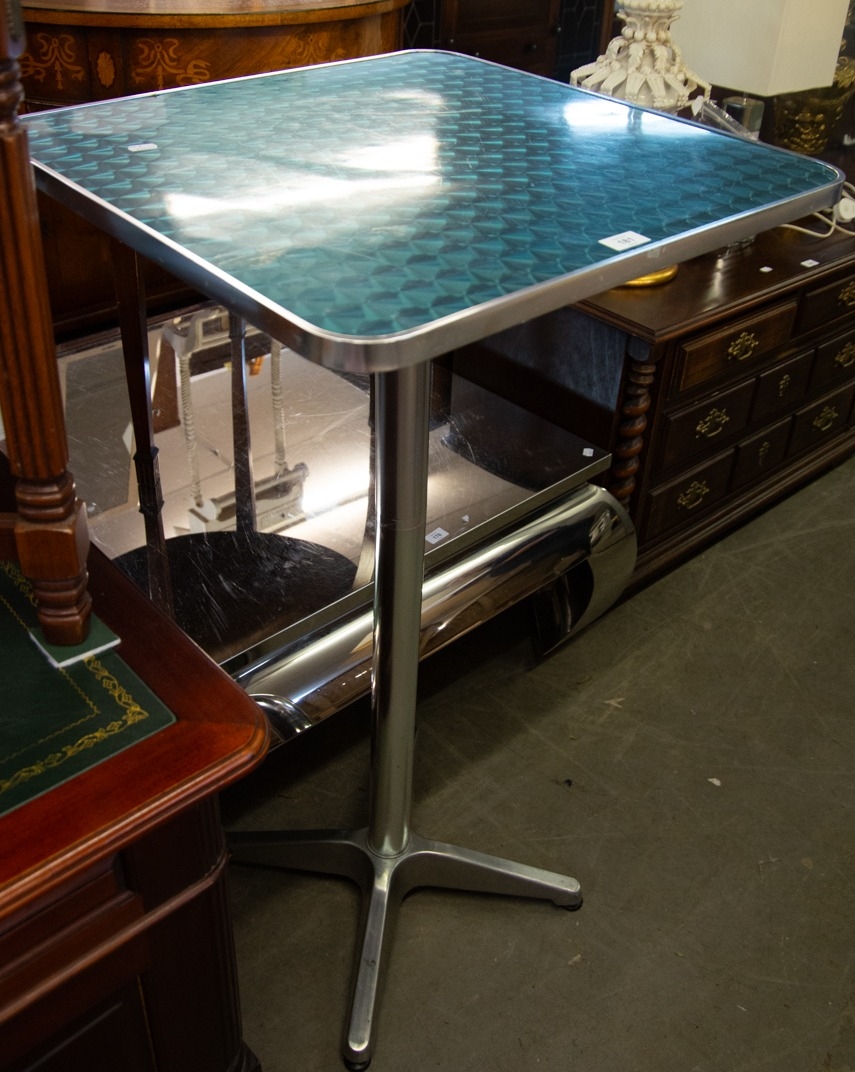 ALLOY HIGH TABLE, HAVING SQUARE TOP